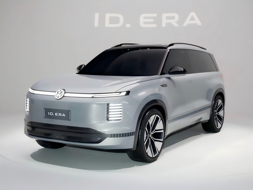 विस्तारित-दायरा SUV को उत्पादन संस्करण, ज्वालागान आईडी.E.ERA मा गुंगंगा स्वयंत्रमा यसको डेबुट गर्ने र Q1 2026 मा बजारमा प्रत्यारोपण गरिएको छ।
